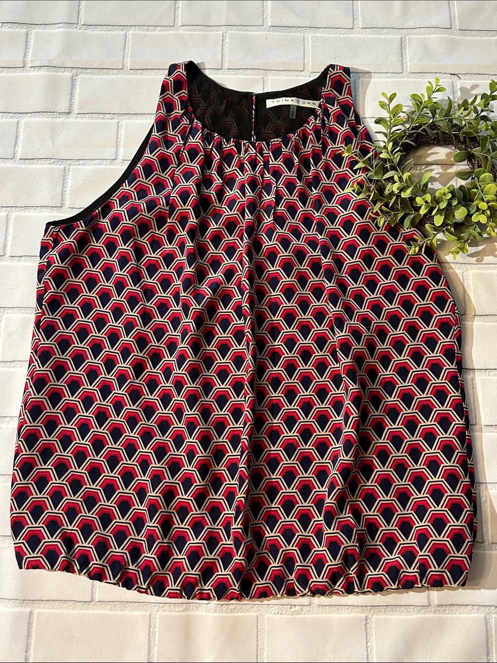 Trina Turk * 100% Silk Ladies Sleeveless Dressy Tank. Sz L - Picture 7 of 11